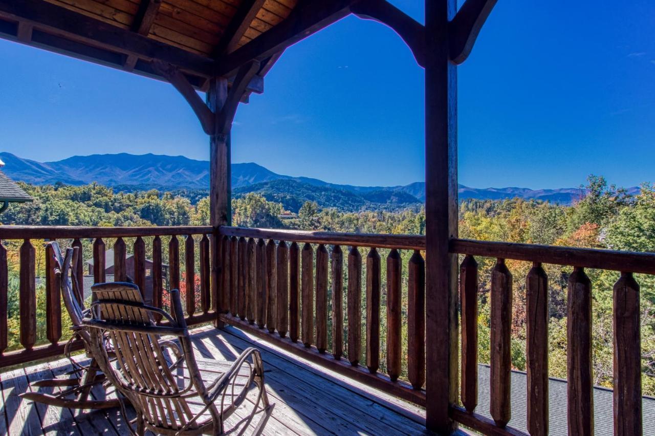 Lazy Bear Lodge, Hot Tub, Resort Pool, Wifi, 1089 Free Tickets Each Paid Day, Dollywood And More Gatlinburg Esterno foto